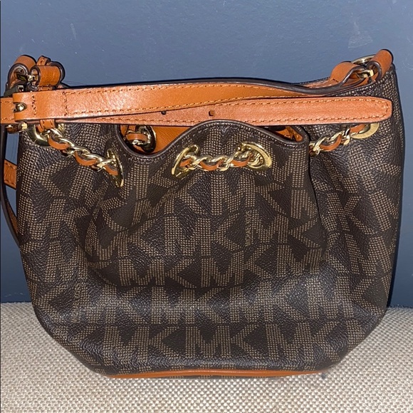 Michael Kors crossbody - Picture 2 of 4